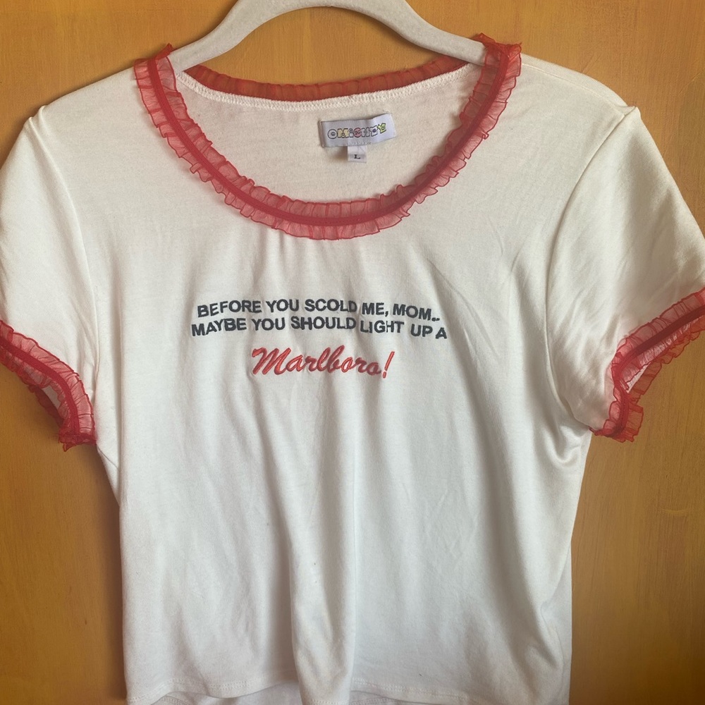Omighty Marlboro embroidered crop top L
